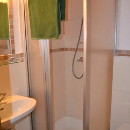 Gastehaus Reichholf Guest house *